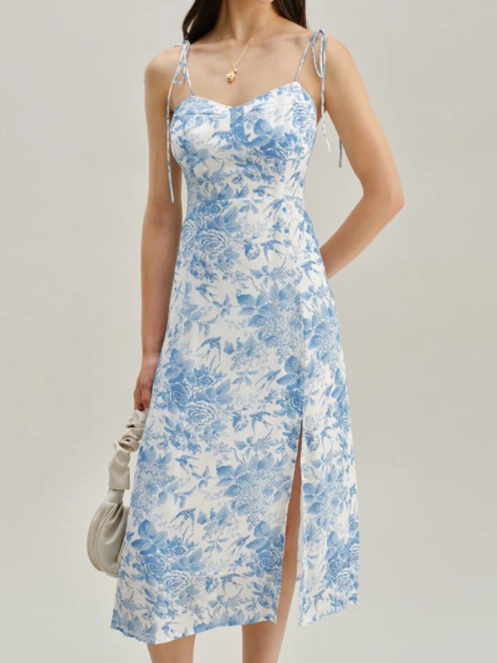 RIHOAS The Blue Sweetheart Neck Shirred Midi Dress